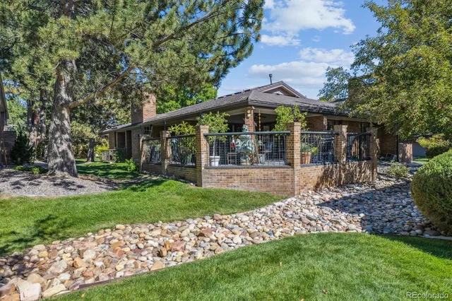 $750,000 | 2777 South Elmira Street, Unit 10, Denver, CO 80231