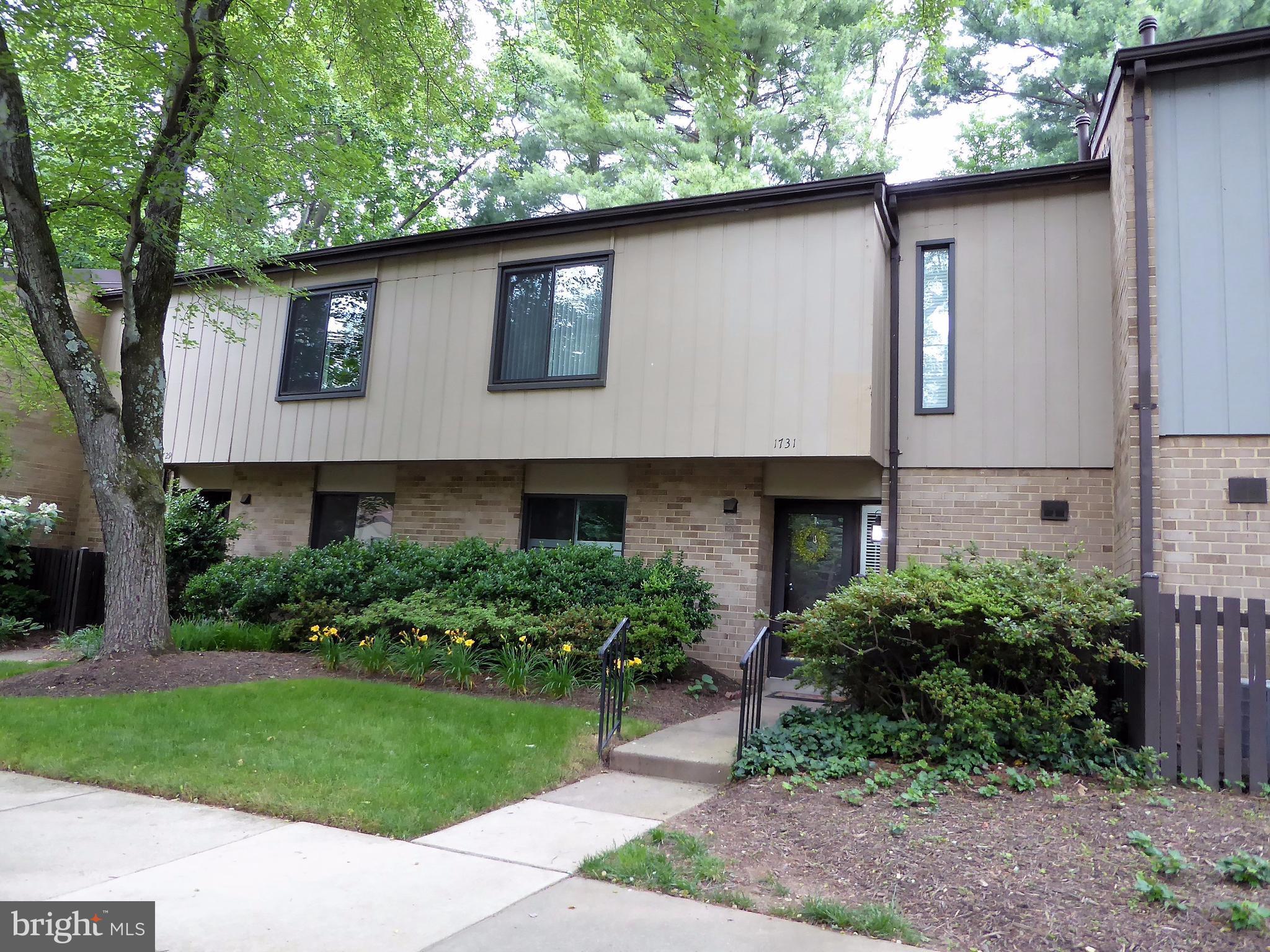 1731 Ivy Oak Square, Unit 9 Reston, VA 20190 - Photo 1 of 30 Exterior (Front)