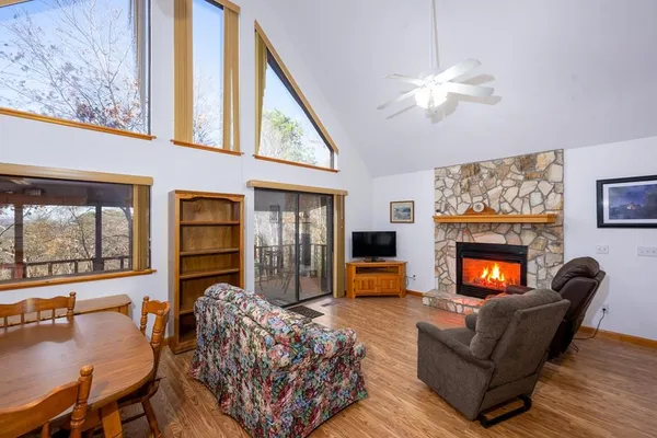 $324,500 | 97 Sourwood Hollow, Murphy, NC 28906