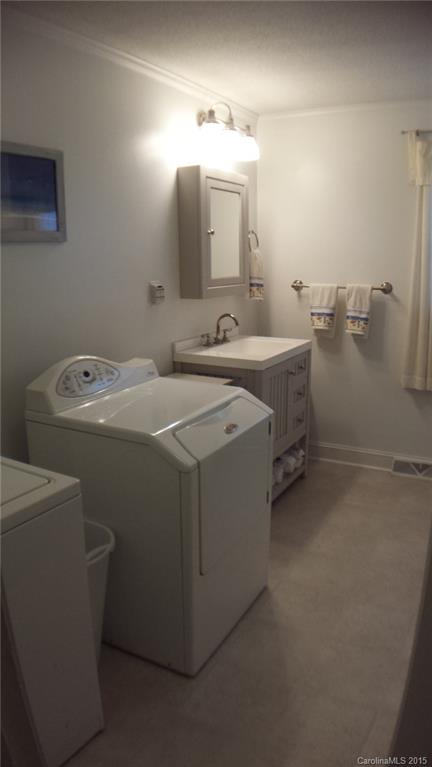 20232 Huneycutt Mill Road Albemarle, NC 28001 - Photo 8 of 12 Gallery Image 8