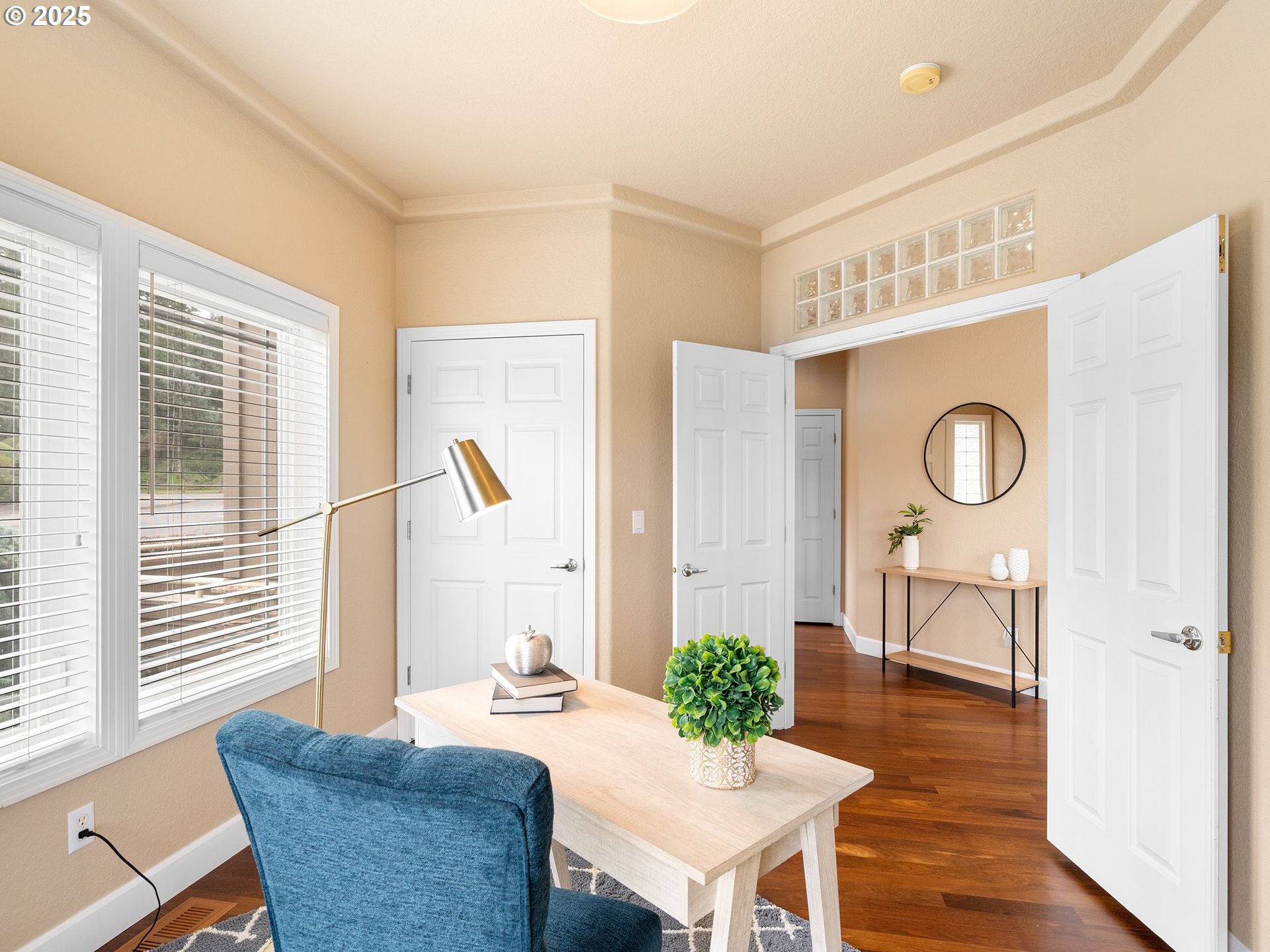12887 Southwest Ridgefield Lane Portland, OR 97223 - Photo 18 of 45 Den/Office