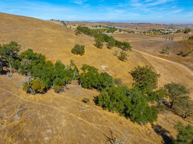 $849,000 | 0 Hwy 41, Templeton, CA 93465