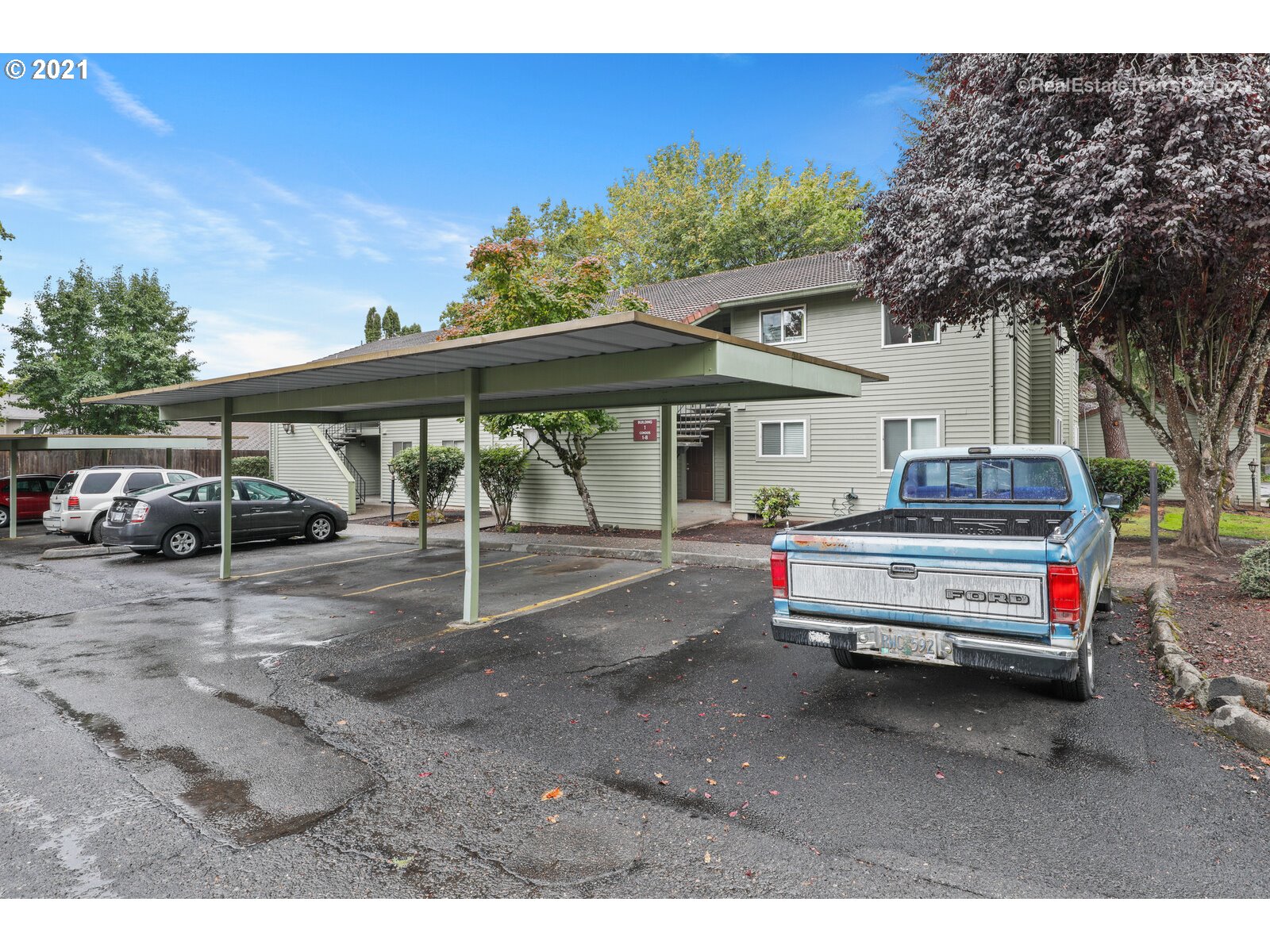 5160 Southwest 180th Avenue, Unit 2 Beaverton, OR 97078 - Photo 2 of 32