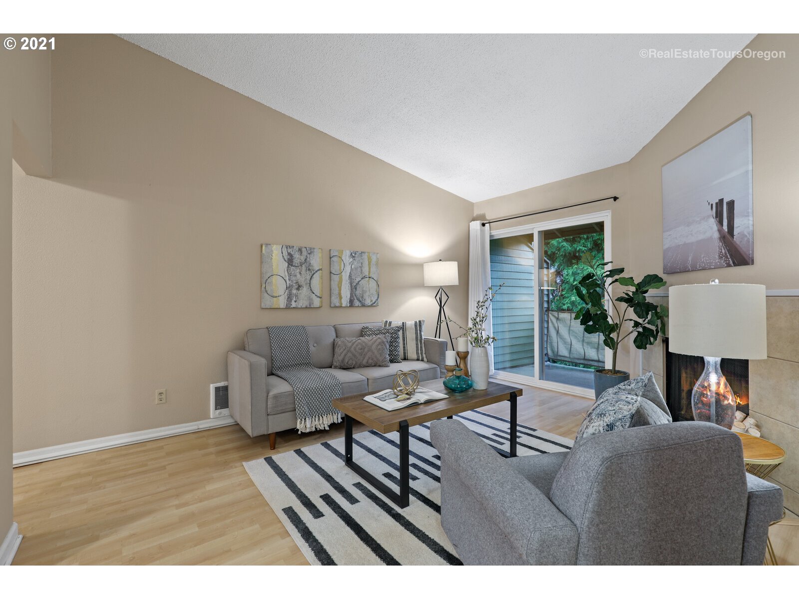 5160 Southwest 180th Avenue, Unit 2 Beaverton, OR 97078 - Photo 16 of 32