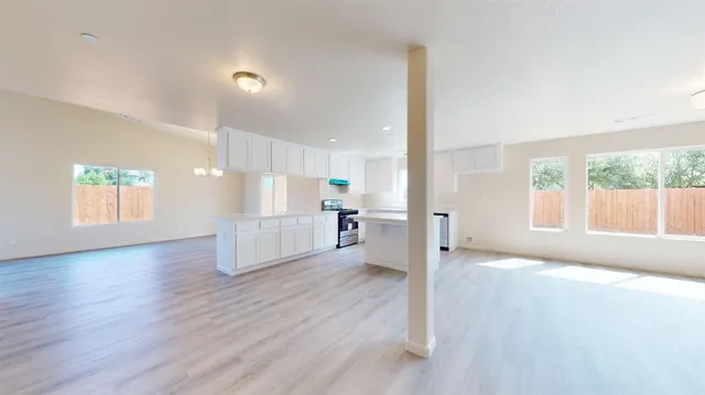 $589,950 | 5636 Landon Lane, Riverbank, CA 95367