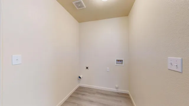 $589,950 | 5636 Landon Lane, Riverbank, CA 95367