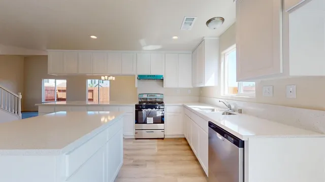 $589,950 | 5636 Landon Lane, Riverbank, CA 95367