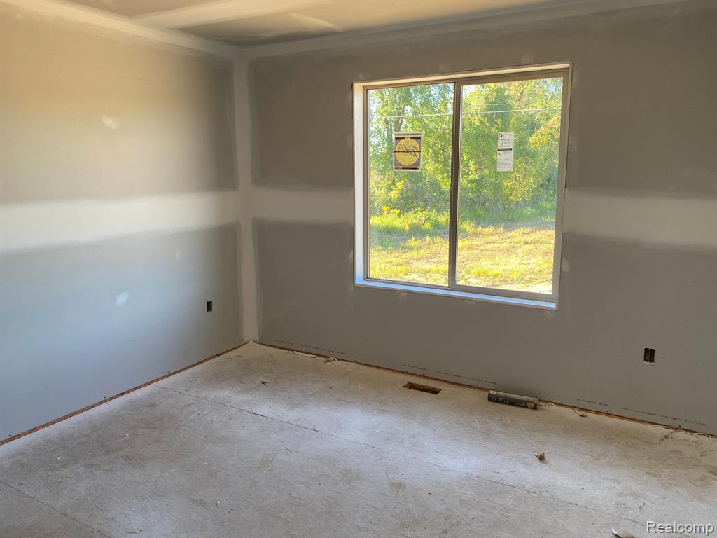 7065 Dryden Road Almont, MI 48003 - Photo 10 of 14