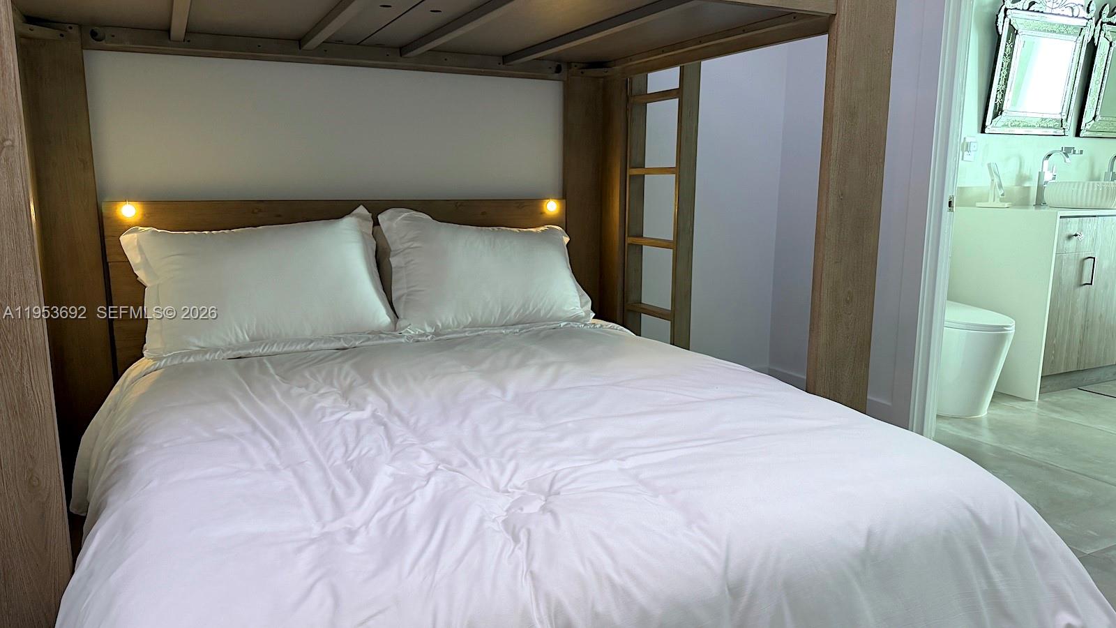 465 Brickell Avenue, Unit 5603 Miami, FL 33131 - Photo 16 of 29