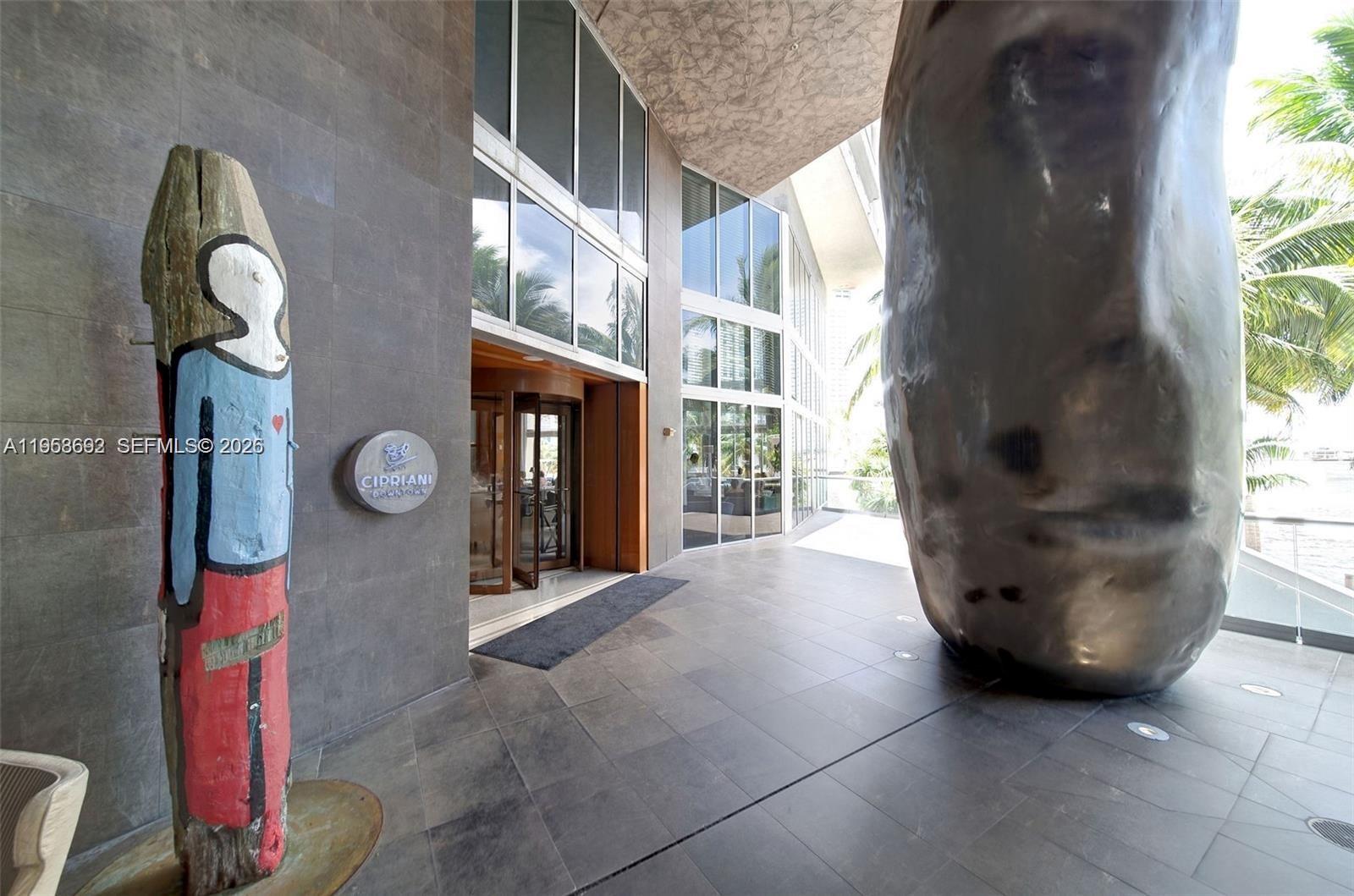 465 Brickell Avenue, Unit 5603 Miami, FL 33131 - Photo 28 of 29