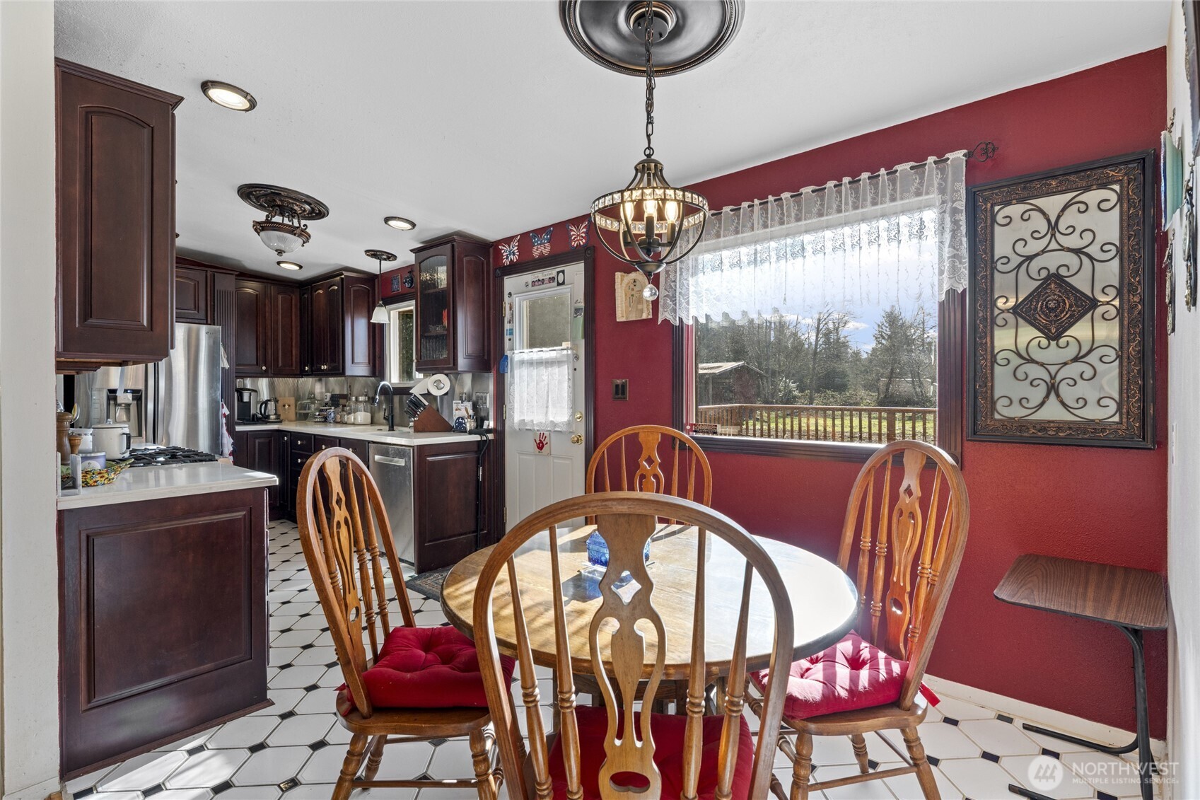 24661 Southeast 224th Street Maple Valley, WA 98038 - Photo 15 of 35