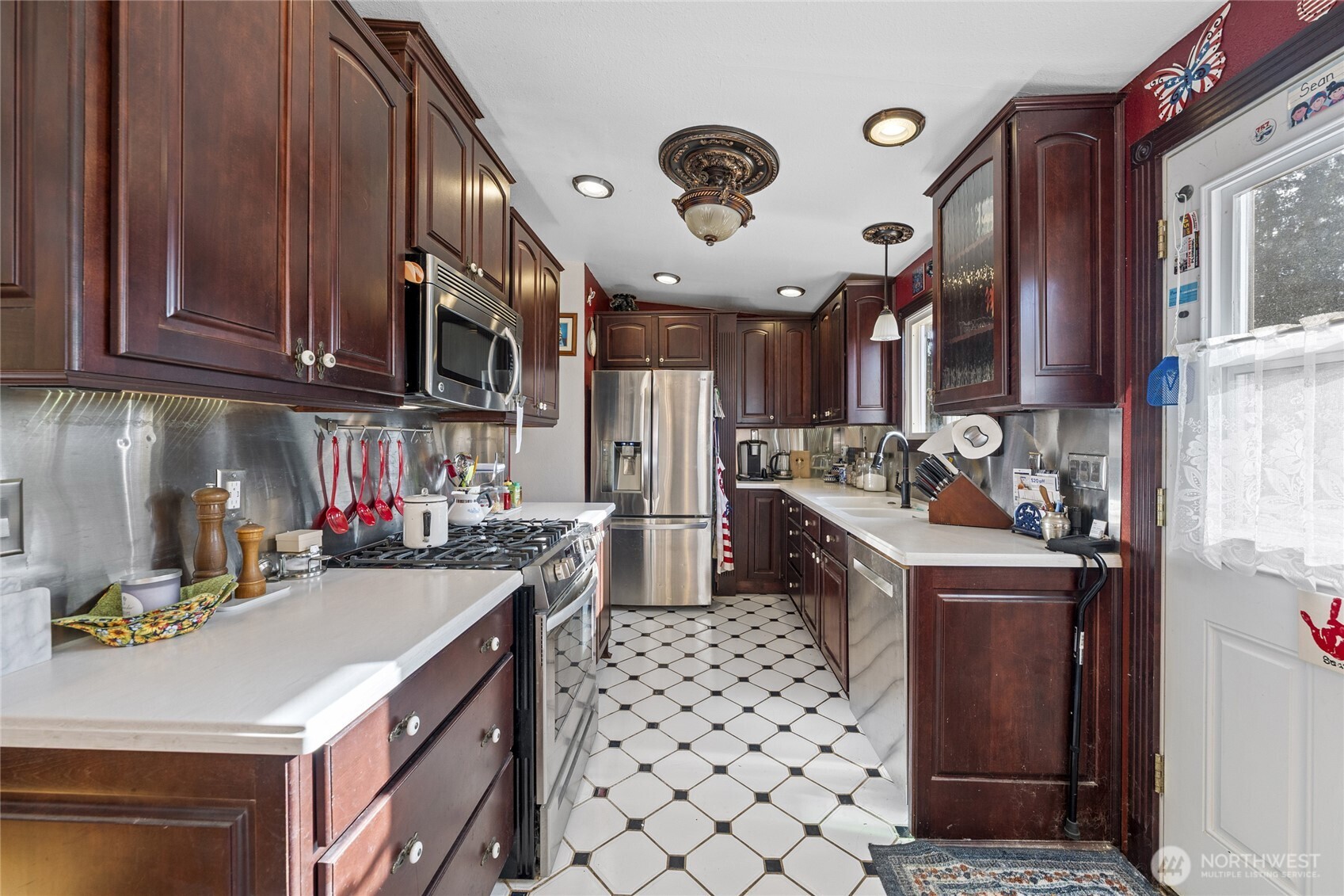 24661 Southeast 224th Street Maple Valley, WA 98038 - Photo 16 of 35