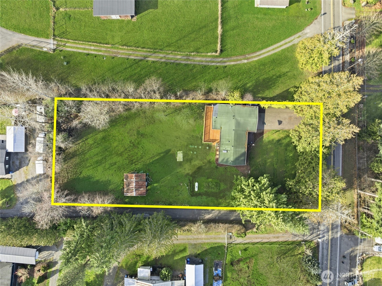 24661 Southeast 224th Street Maple Valley, WA 98038 - Photo 4 of 35