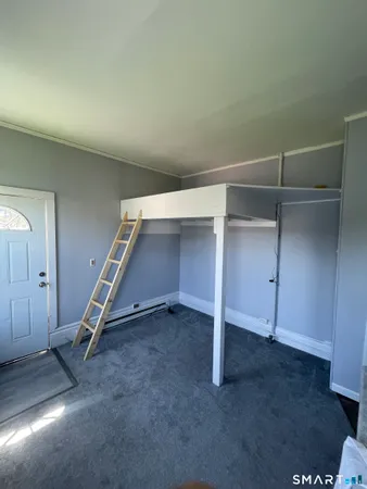 $990 | 51 Broad Street, Norwich, CT 06360