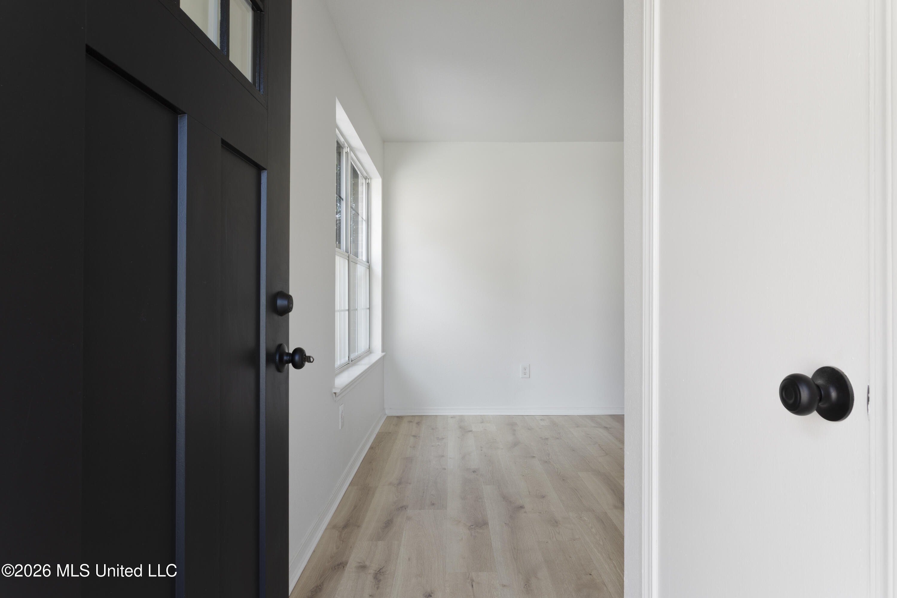 4496 Magnolia Cove East D'Iberville, MS 39540 - Photo 5 of 27 00005