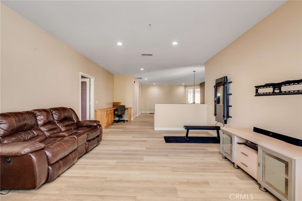 6137 Ridgemont Circle La Verne, CA 91750 - Photo 20 of 53 Loft / Bonus Room