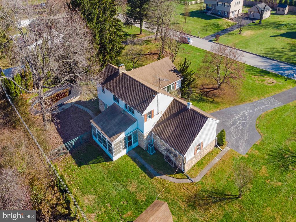 883 Parkwood Road Blue Bell, PA 19422 - Photo 63 of 65 Great entertaining space indoors and out