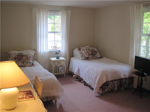 2713 Wexford Road Columbus, OH 43221 - Photo 17 of 23