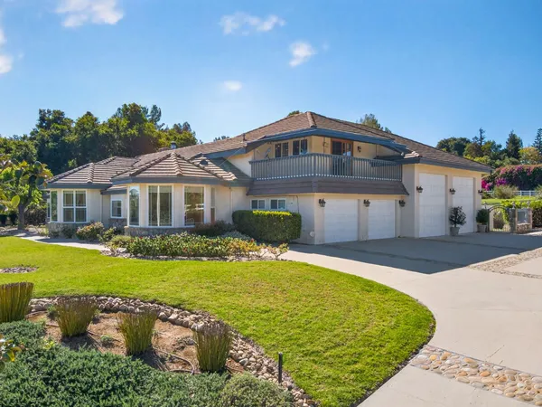 $2,995,000 | 10995 Alto Court, Oak View, CA 93022