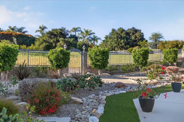 $2,995,000 | 10995 Alto Court, Oak View, CA 93022