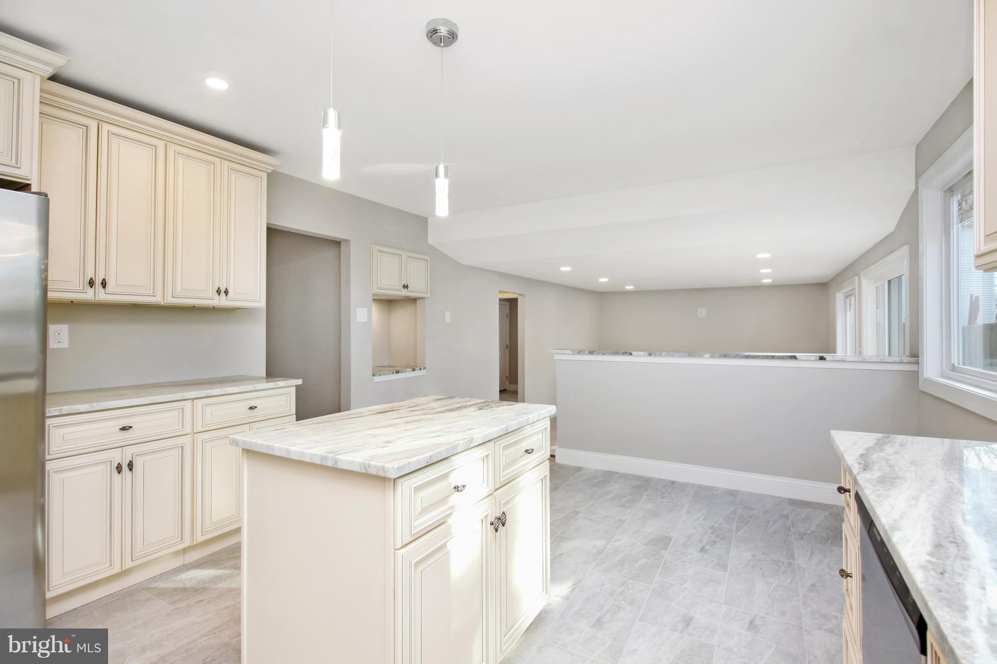 218 Rabbit Run Road Cherry Hill, NJ 08003 - Photo 5 of 39