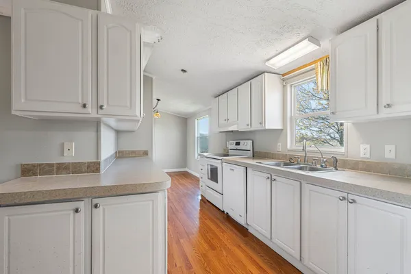 $249,900 | 519 Cook Road, Portland, TN 37148