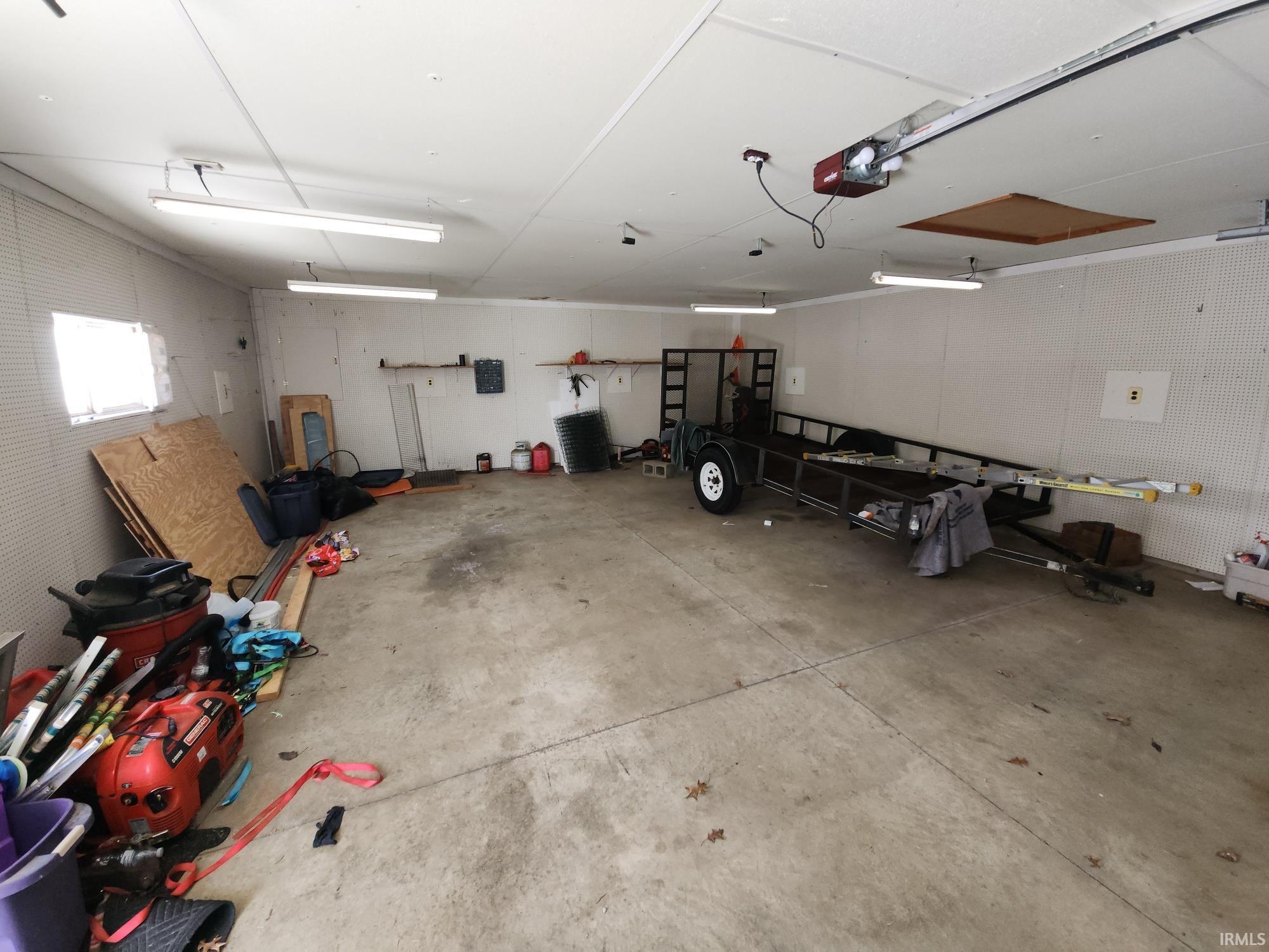 10613 East St Road Galveston, IN 46932 - Photo 11 of 16