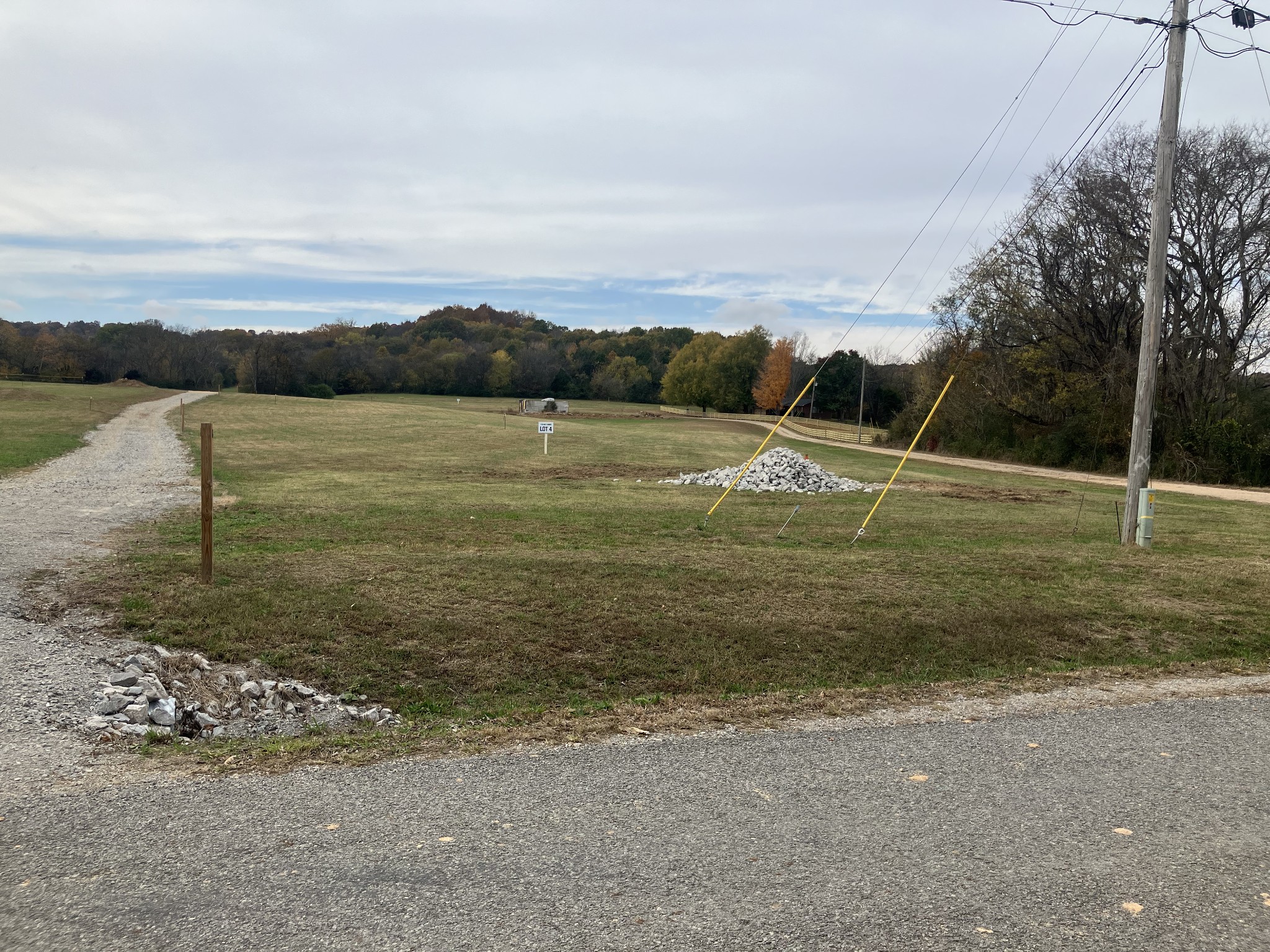 3357 Booker Ridge Road Mount Pleasant, TN 38474 - Photo 2 of 3 a view of lake view and mountain
