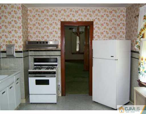 501 Crows Mill Road Fords, NJ 08863 - Photo 4 of 8 Gallery Image 4