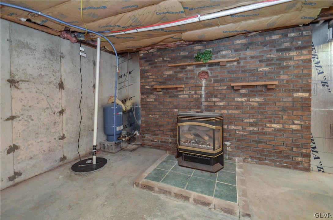 142 Peechatka Ridge Henryville, PA 18332 - Photo 21 of 29 Gallery Image 21