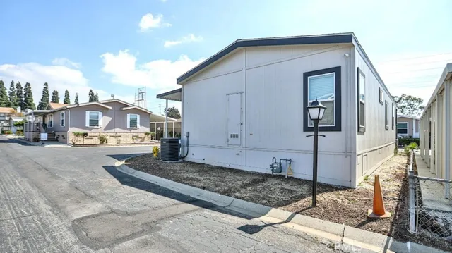 $389,990 | 17700 South Avalon Boulevard, Unit 387, Carson, CA 90746