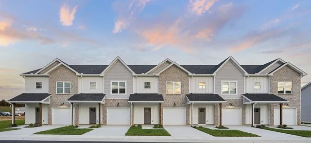 $1,700 | 2624 South Main Street, Unit 18, Springfield, TN 37172