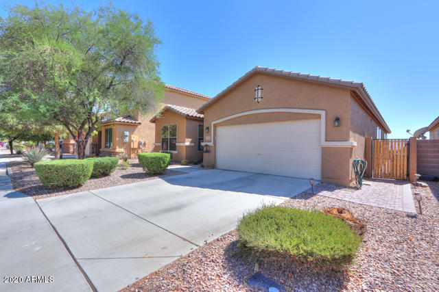 17224 North Rosa Drive Maricopa, AZ 85138 - Photo 3 of 35 03