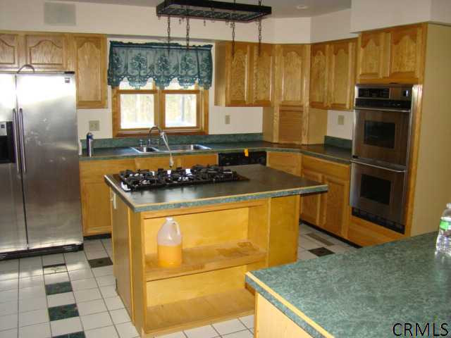 137 Ernst Road Wilton, NY 12831 - Photo 5 of 15 Photo 5