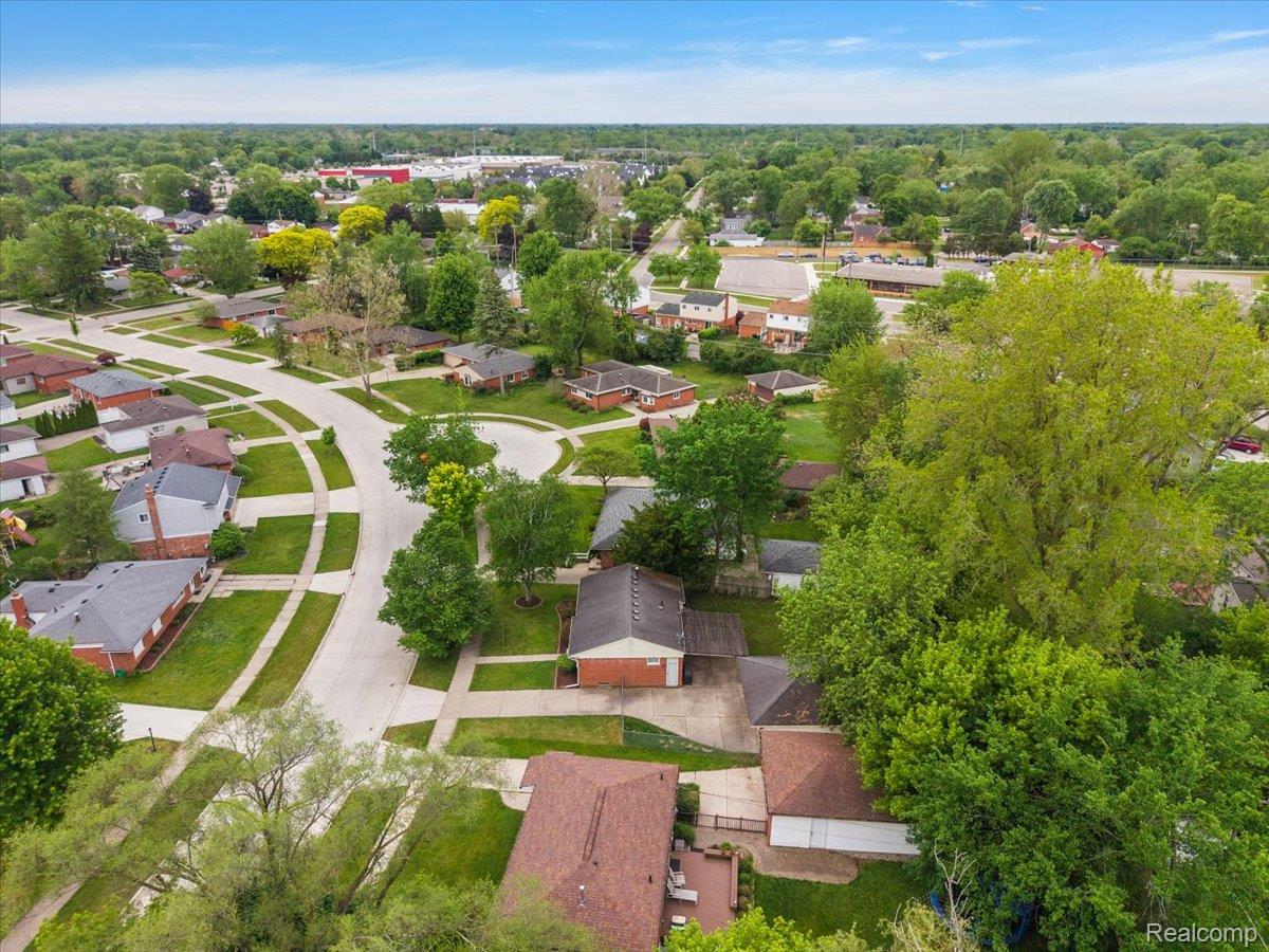 23015 Tuck Road Farmington, MI 48336 - Photo 47 of 50 Aerial View