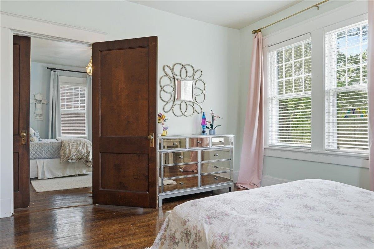 124 Clark Place Memphis, TN 38104 - Photo 26 of 40 a bedroom with a bed and a window