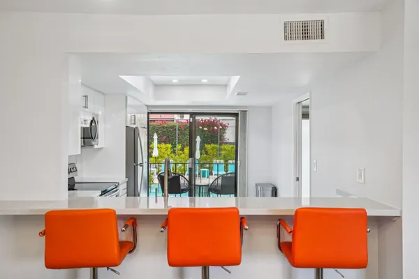 $529,000 | 2727 South Sierra Madre, Unit 5, Palm Springs, CA 92264