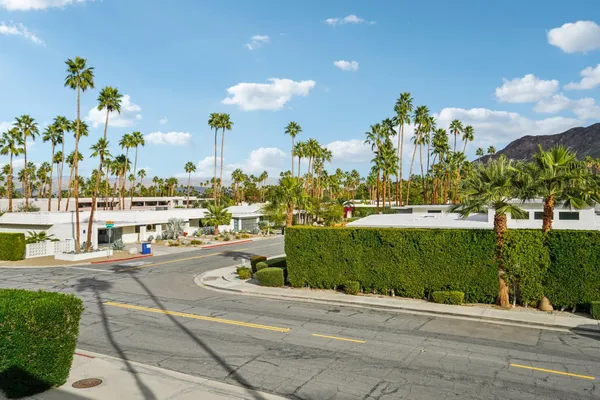 $529,000 | 2727 South Sierra Madre, Unit 5, Palm Springs, CA 92264