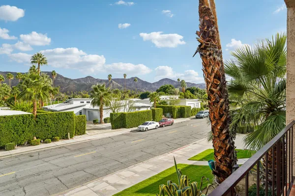 $529,000 | 2727 South Sierra Madre, Unit 5, Palm Springs, CA 92264