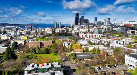 $584,888 | 1605 South Washington Street, Unit F, Seattle, WA 98144