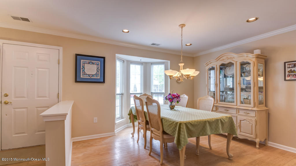9 Bristel Road Holmdel, NJ 07733 - Photo 3 of 28 FORMAL DINING ROOM