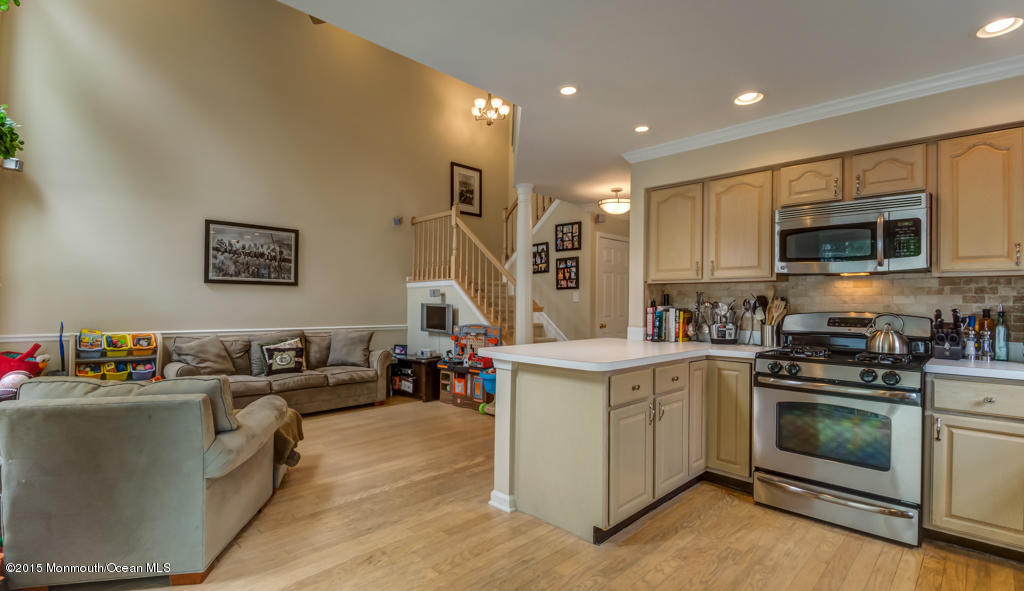 9 Bristel Road Holmdel, NJ 07733 - Photo 5 of 28 KITCHEN