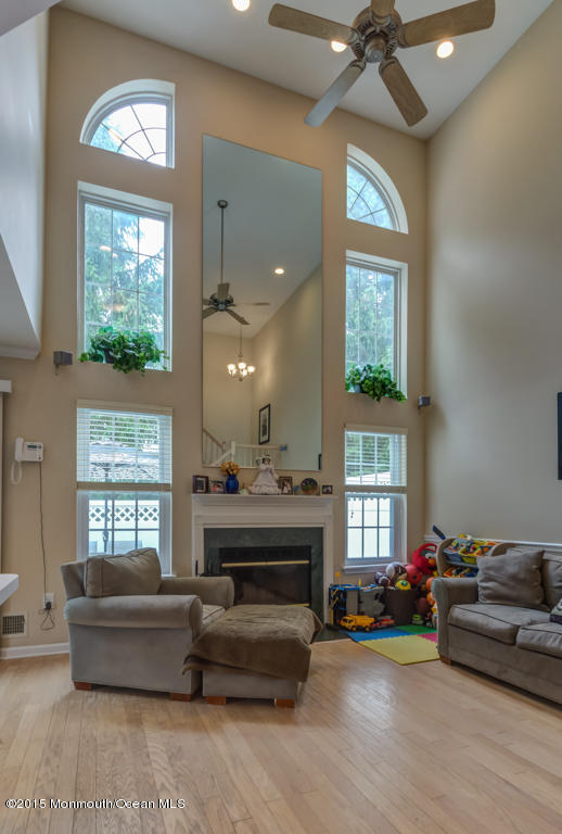 9 Bristel Road Holmdel, NJ 07733 - Photo 8 of 28 GREAT ROOM