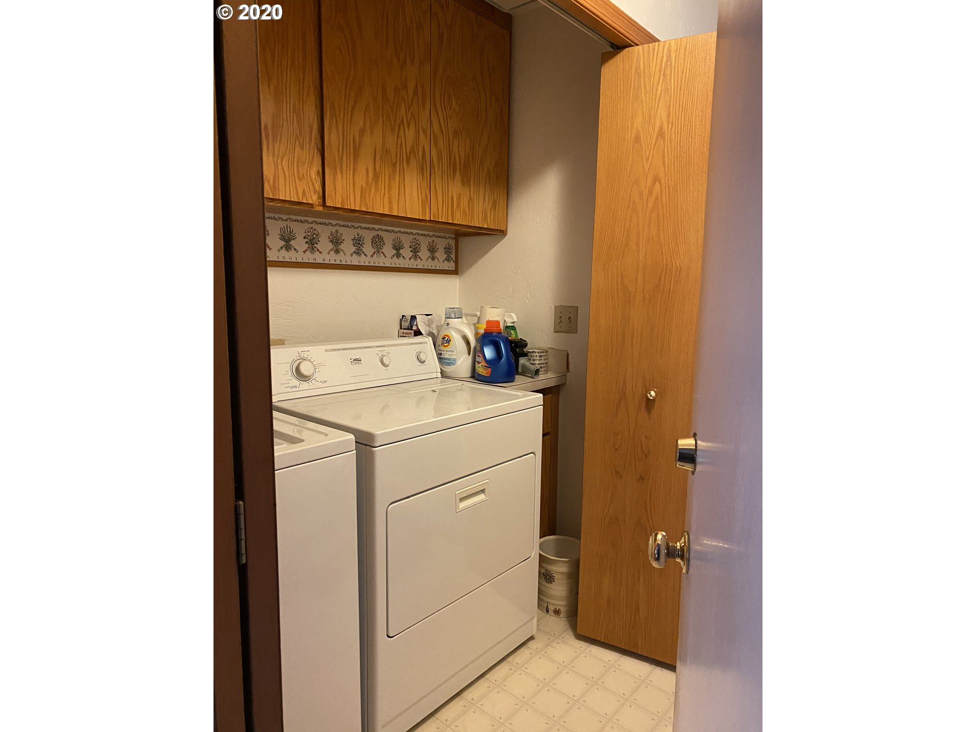 7258 A Street Springfield, OR 97478 - Photo 18 of 25