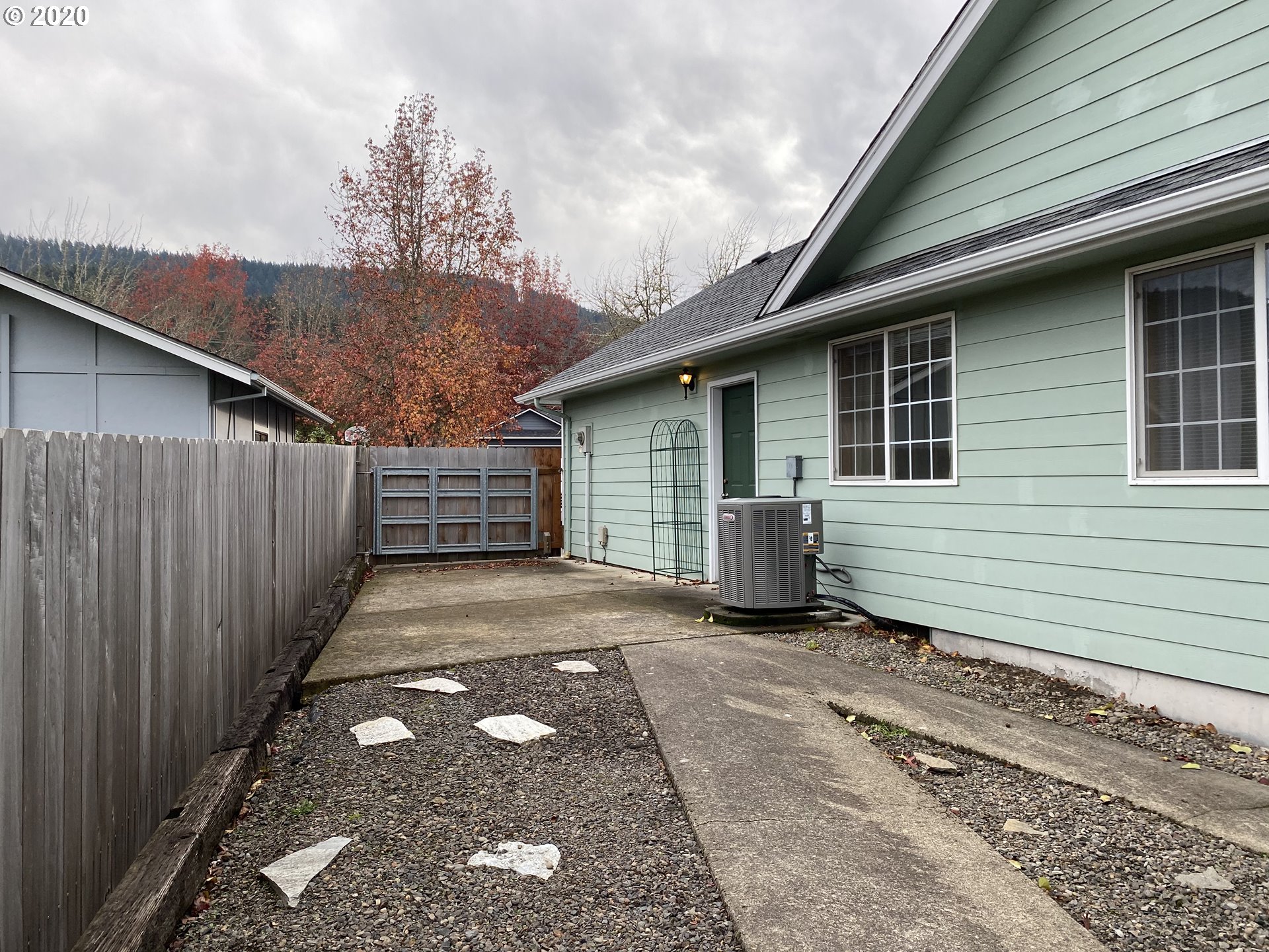 7258 A Street Springfield, OR 97478 - Photo 24 of 25