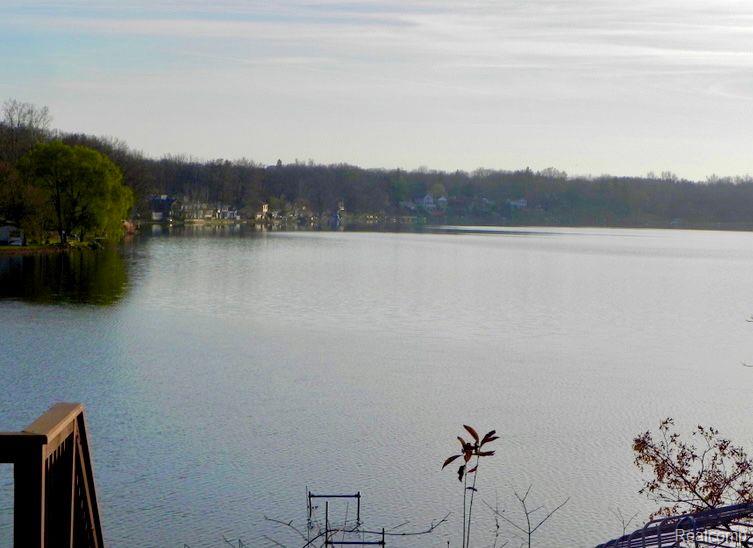 13960 North Territorial Road Gregory, MI 48137 - Photo 17 of 18 Gallery Image 17
