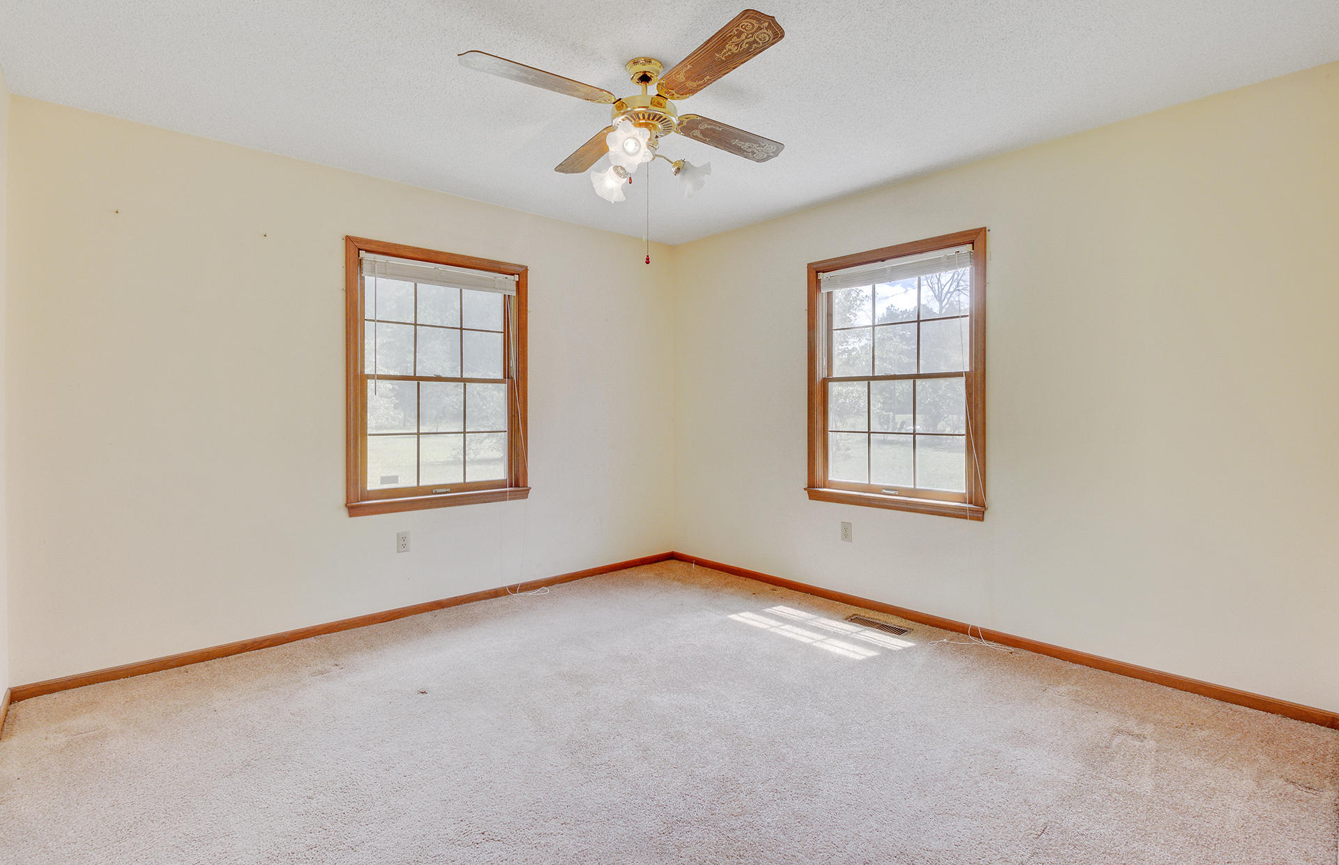 933 Pellum Road Walterboro, SC 29488 - Photo 16 of 33 2nd Bedroom