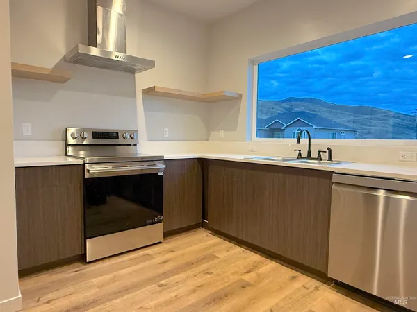 $349,949 | 144 Dovetail Drive, Horseshoe Bend, ID 83629