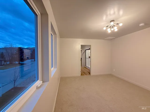 $365,900 | 144 Dovetail Drive, Horseshoe Bend, ID 83629