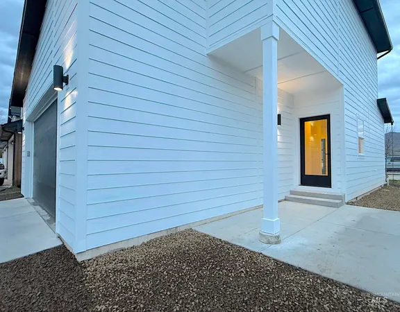 $349,949 | 144 Dovetail Drive, Horseshoe Bend, ID 83629